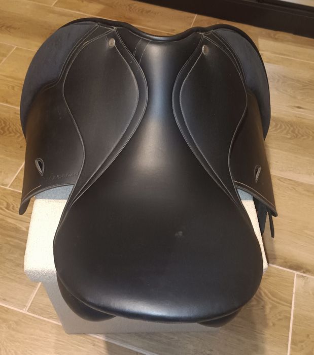 Siodło wszechstronne praktycznie nowe