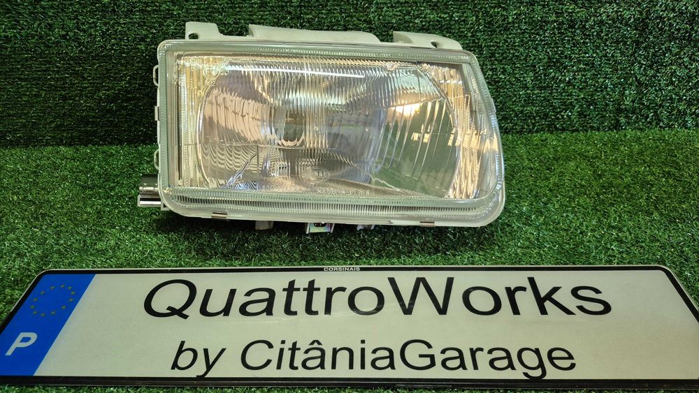 Otica Farol Direito Volkswagen Polo 6N1 1994 a 1999 Ref. 1AF962.489-141 HELLA NOVO