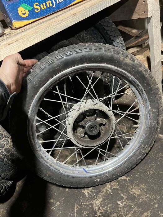 продам колеса на мотоцикл мінськ в різному стані!