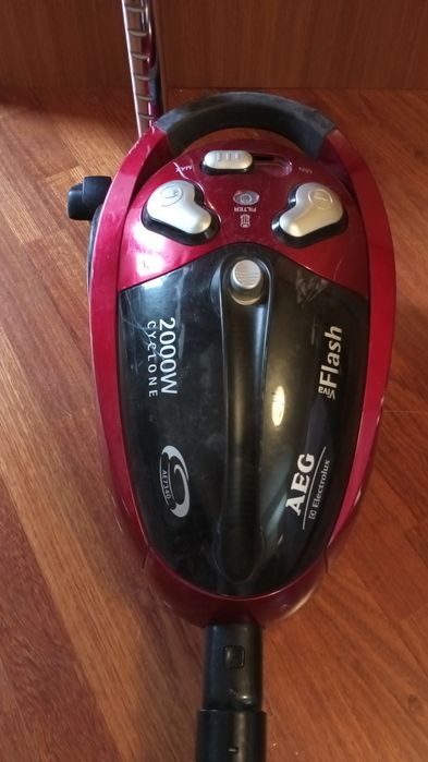 Peças aspirador AEG Electrolux Viva Flash 2000W Cyclone AE7340