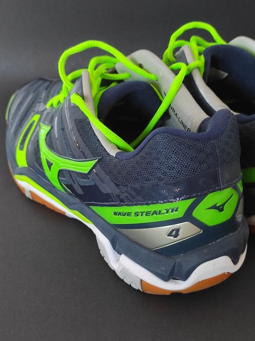 Buty męskie sportowe Mizuno Wave Stealth 4