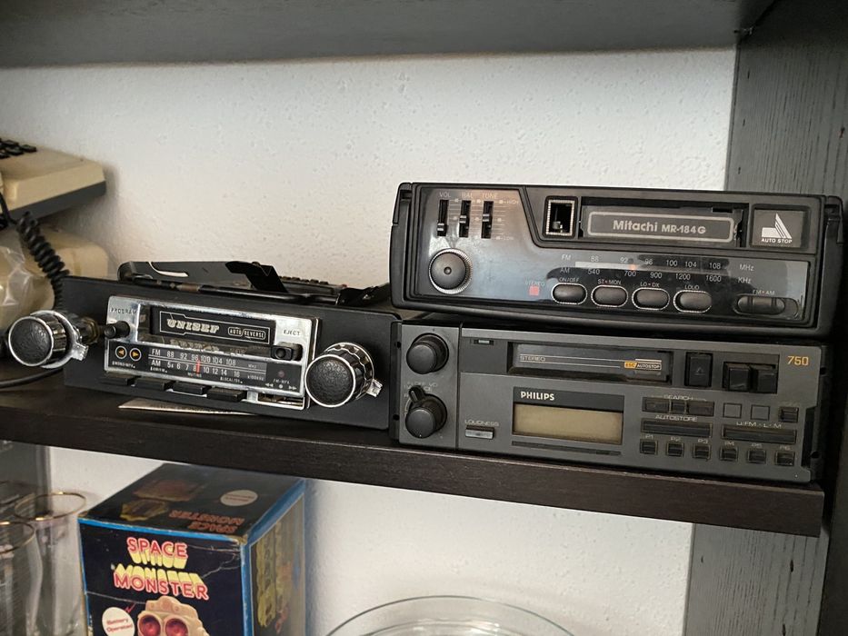 Radios carro antigos Venteira • OLX Portugal