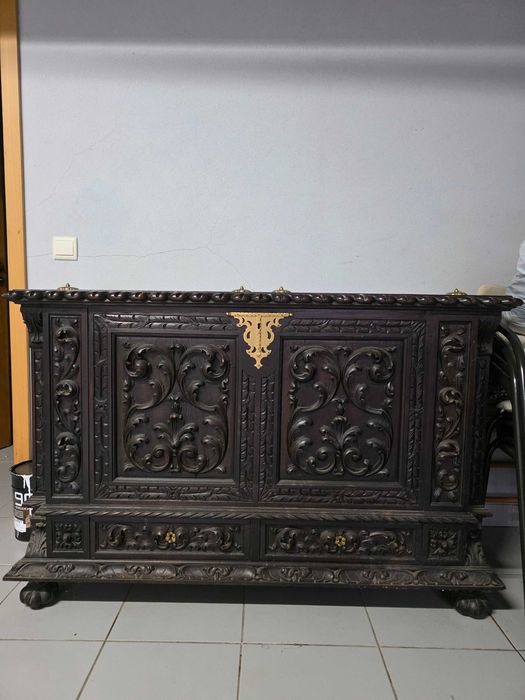 Baú/Arca madeira trabalhado