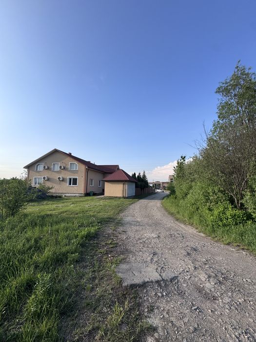 Микитинці ділянка 8 соток або за бажання 3 ділянки разом 23,5 сотки