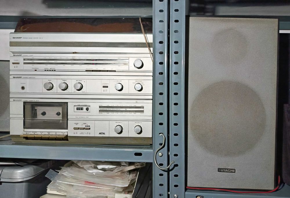 Aparelhagem rara anos 70 para recuperar Sharp Stereo Music Center SG-2