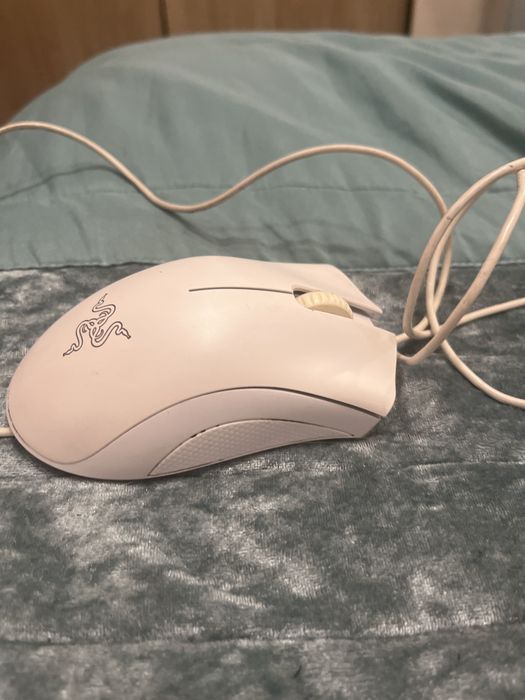 Rato Gaming RAZER Deathadder (6400 dpi - Branco)