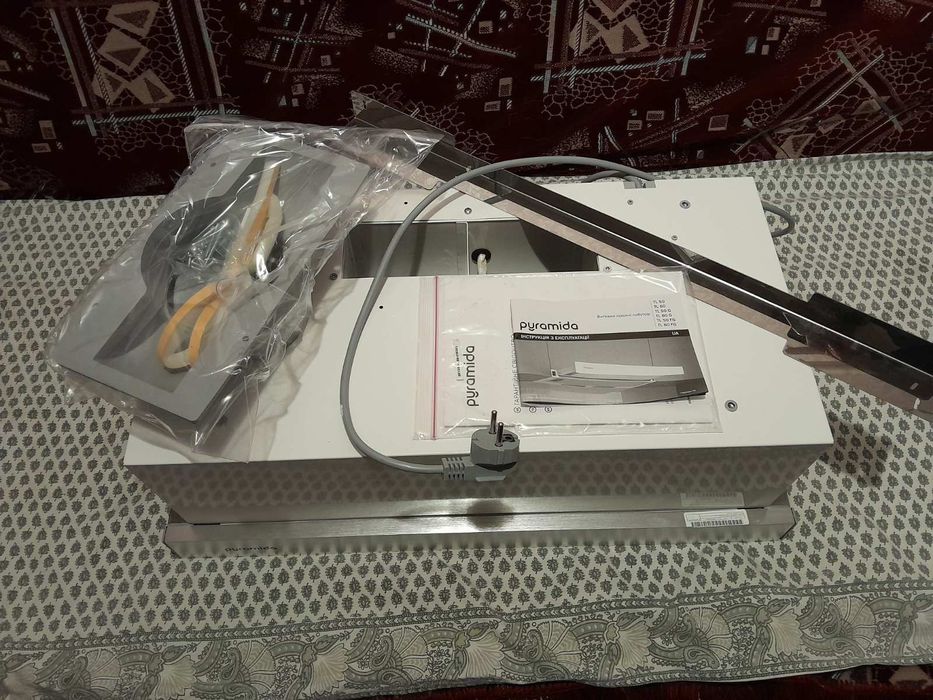 Вытяжка TL 60 IX