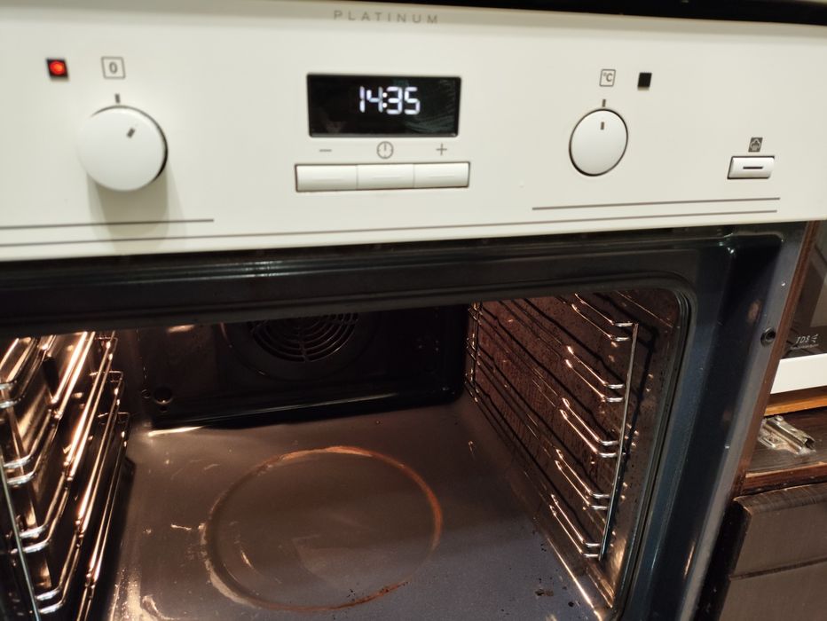 Духова шафа Electrolux ЕОВ 53434/93434