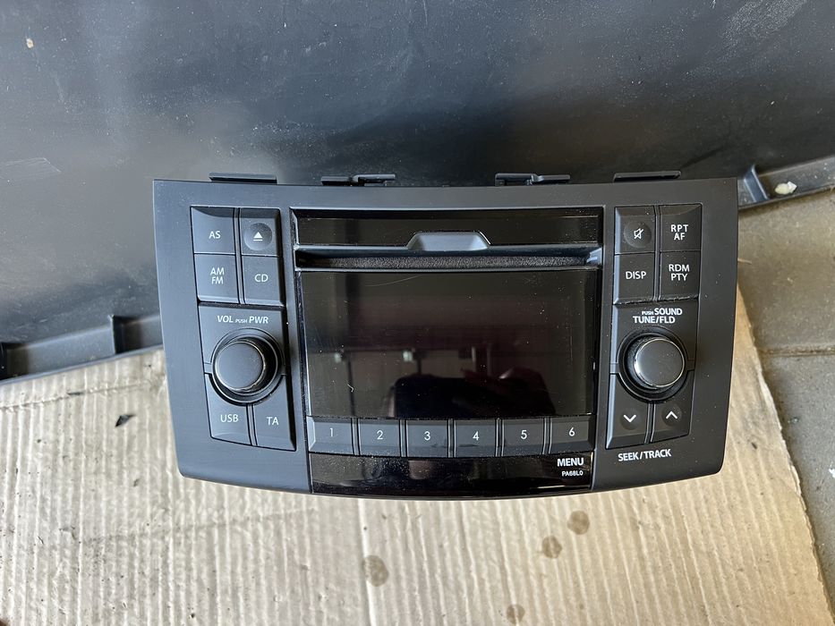 Radio suzuki swift mk7