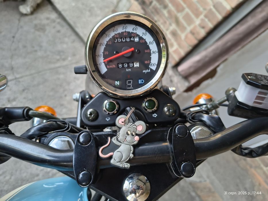 Qingqi Cafe Racer 200