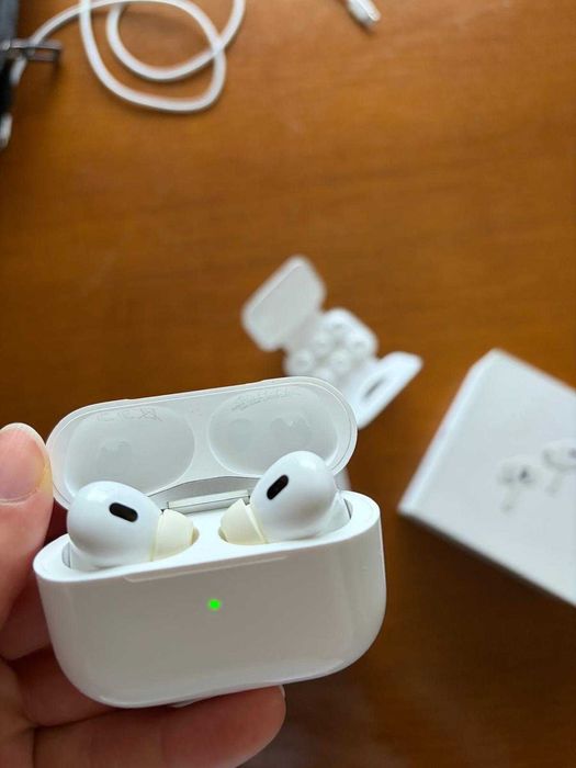 AirPods Pro 2ª Geração Originais – Excelente Estado c/ Caixa