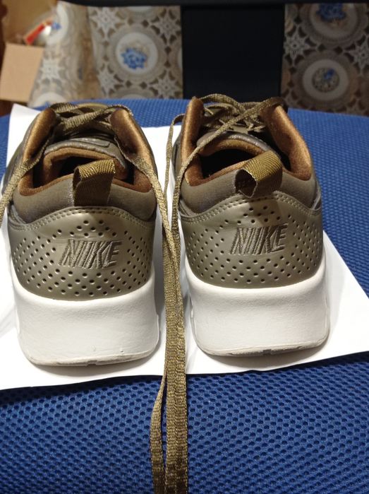 Кросівки Nike. Розмір 39.