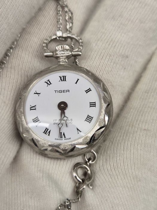 Limited Edition zegarek mechaniczny naszyjnik/wisiorek  *Tiger* SWISS