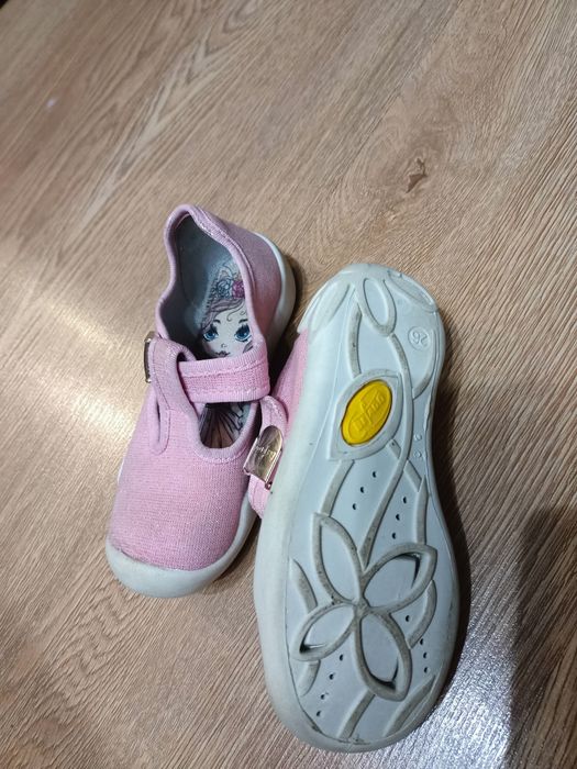 Продам мoкасини для дівчинки