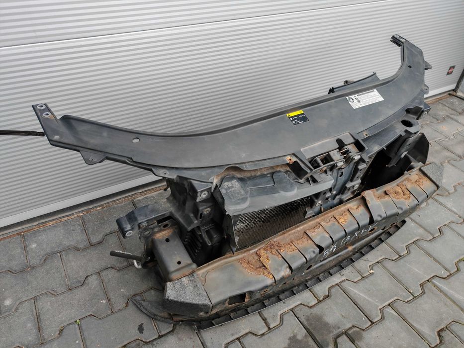 PASSAT B7 11-14 1.6 DIESEL Pas Przedni Wzmocnienie Kompletne