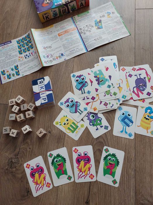 Гра настільна з дерев'яними кубиками Буквики