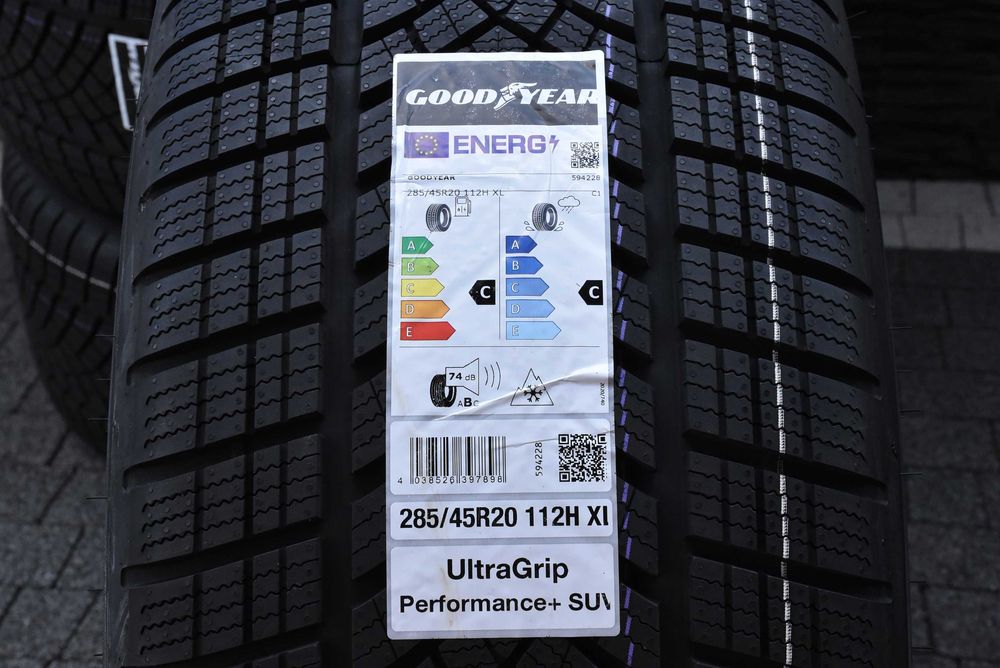 Koła zimowe OEM Audi Q7 SQ7 4M 20" NOWE Goodyear 25r AO