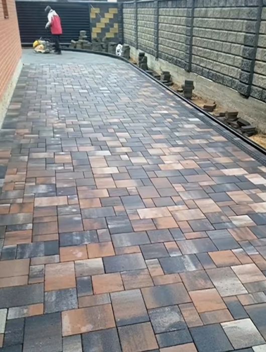 Бруківка, тротуарна  плитка