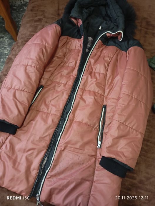 Жіноча зимова куртка