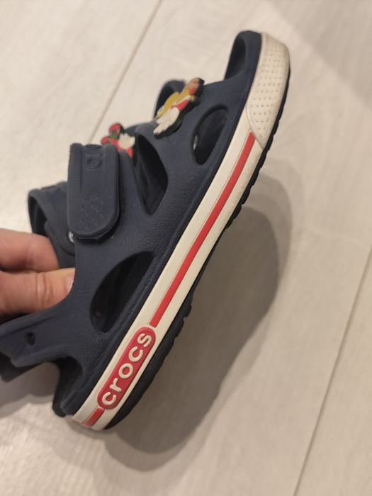 Дитячі босоніжки Crocs
