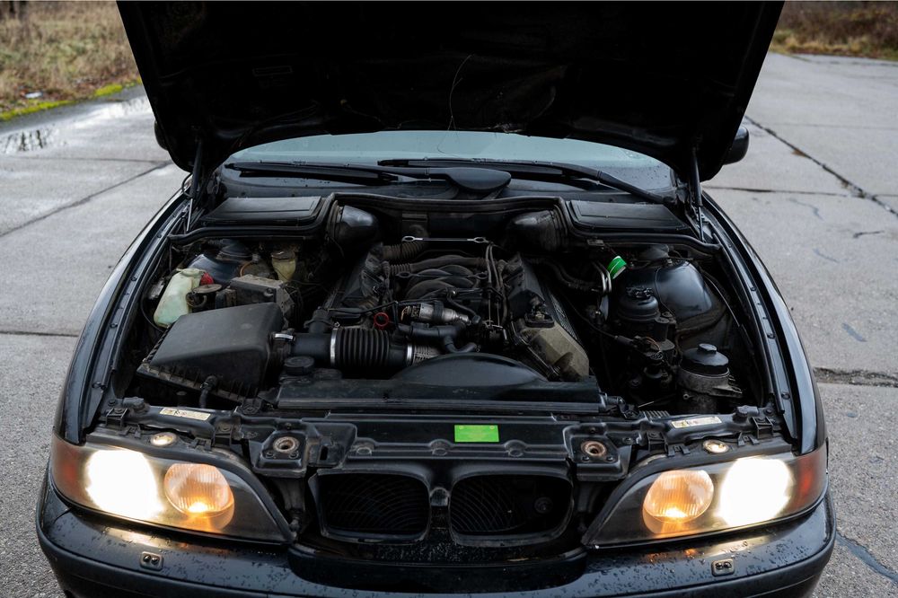 BMW Seria 5 e39 V8 1997