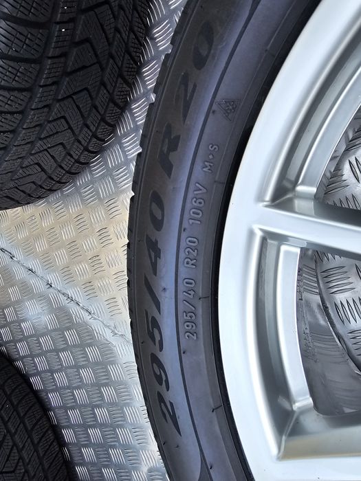 Jantes 20 originais Porsche pintadas a PRETO