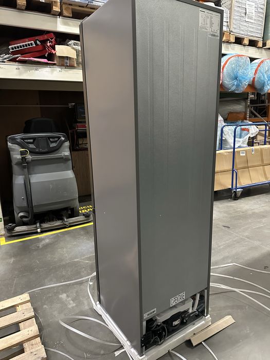 Продам холодильник HEINNER