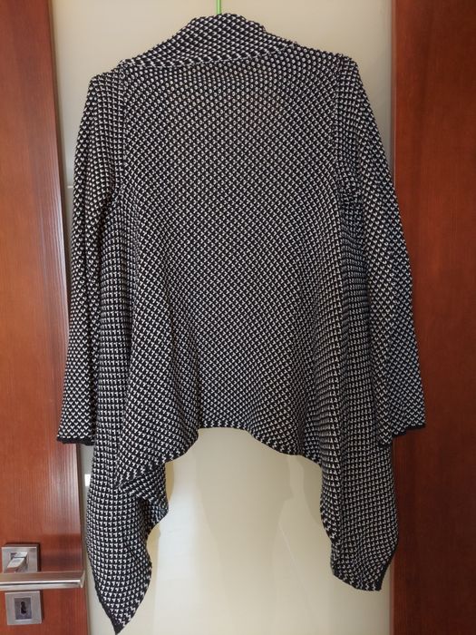 Narzutka ponczo Zara