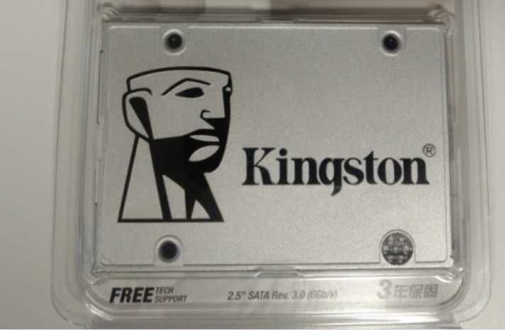 ССД Кінгстон 960 гігабайт. Гарний стан як на фото.