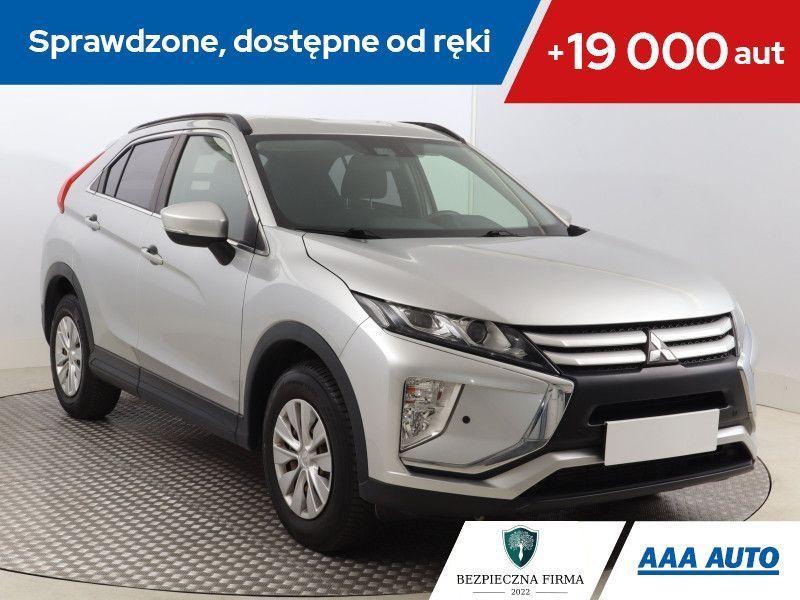 Mitsubishi Eclipse Cross 1.5 T-MIVEC, Skóra, Klimatronic, Tempomat, Parktronic