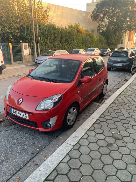 Renault twingo vermelho