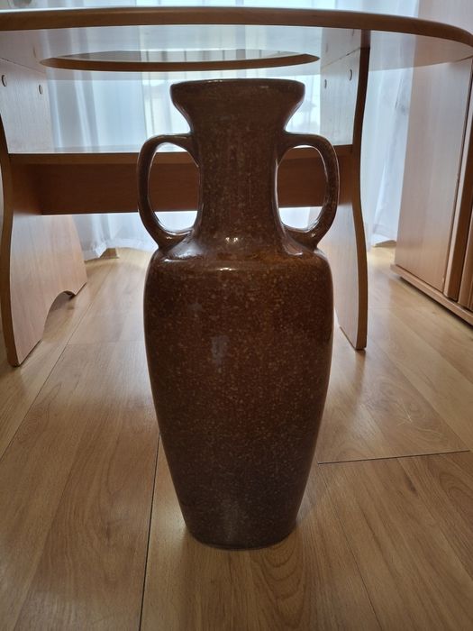 Wazon PRL typu Amfora