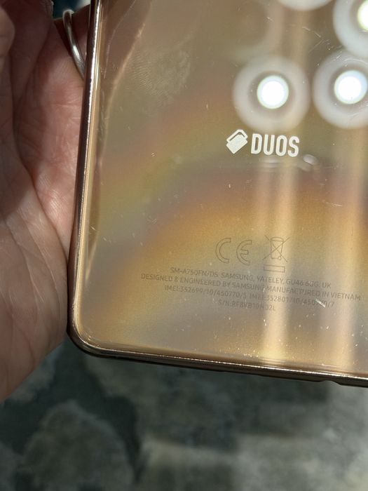 Продам лотом смартфони Samsung  SM-A750FN/DS  на запчастини.