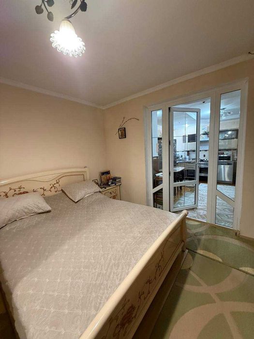 Продається дворівнева квартира смт Путила, вул. Українська