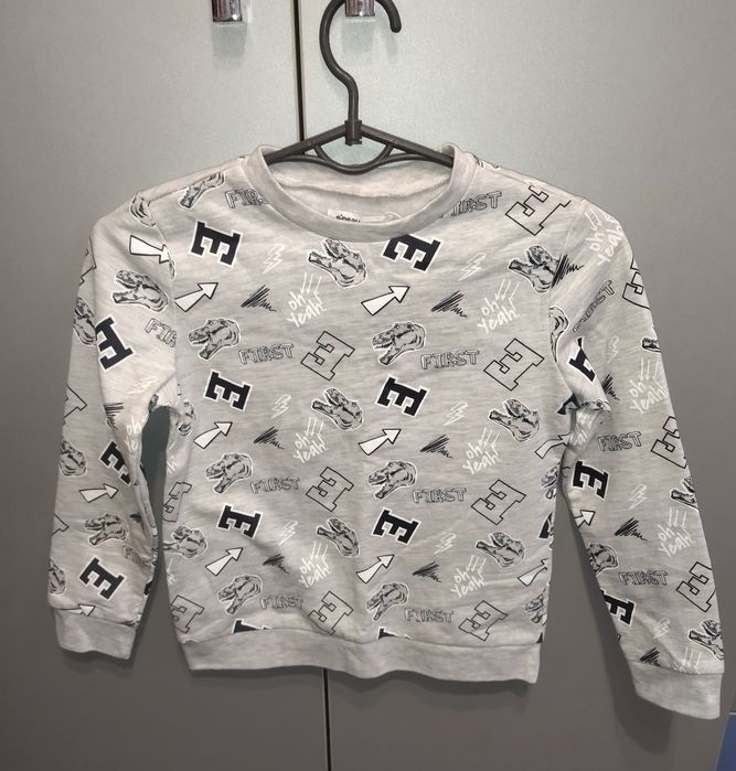 Продам дитячі речі зр.122 -128 см