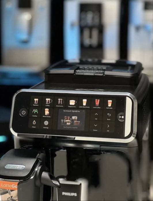 АКЦІЙНА ЦІНА‼️Кавомашина PHILIPS Series 5500 LatteGo EP5547/90