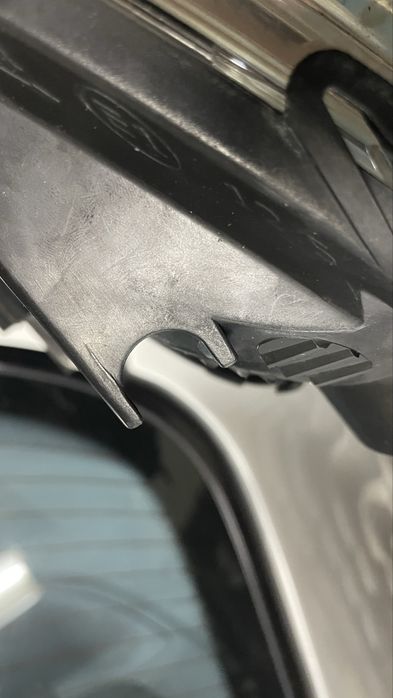 Farol Esquerdo Renault Clio 4