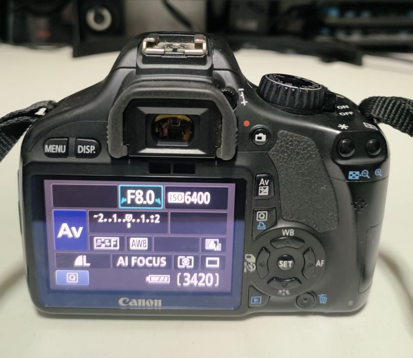 Câmera Canon 1200D ( 550D/T2i )+lente 18-55 +32gb +Embalagem