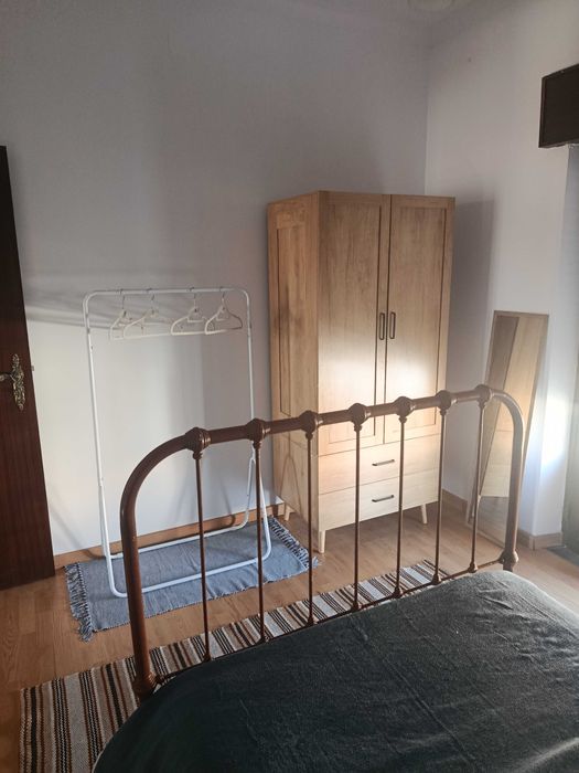 Aluguer de Quarto mobilado em zona central de Vendas Novas