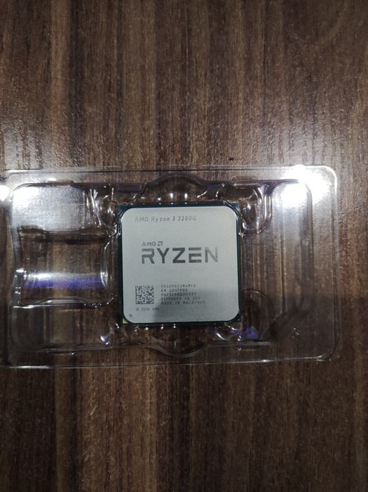 Процесор, AMD Ryzen 2200G, vega 8, кулер, АМ4