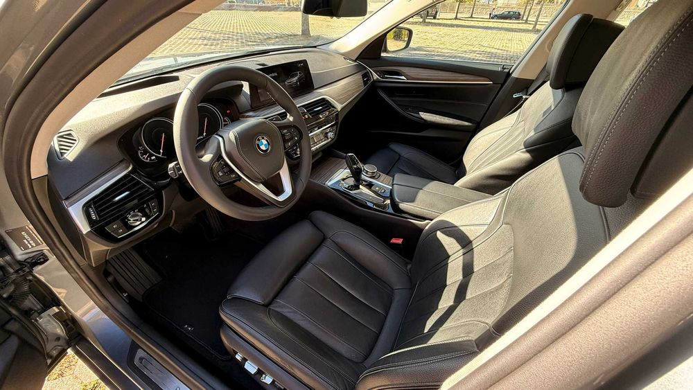 BMW 520d Line Luxury Auto FULL extras C/Teto Lindo — photo 5