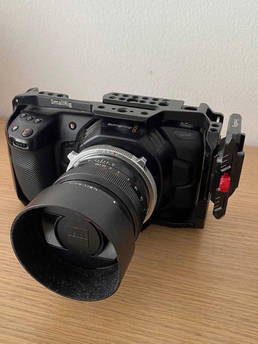 Blackmagic Pocket Cinema Camera 4K com cage Metabones Speed Booster XL