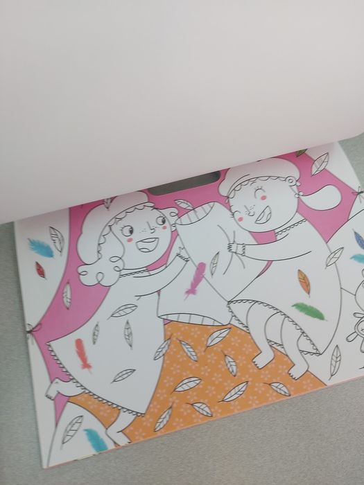 Livro | Princesas alegres | Porto Editora | NOVO