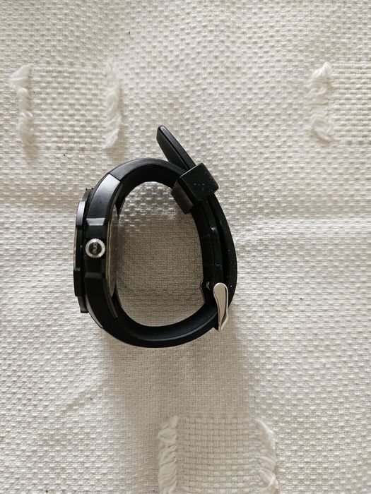 Relógio da marca One