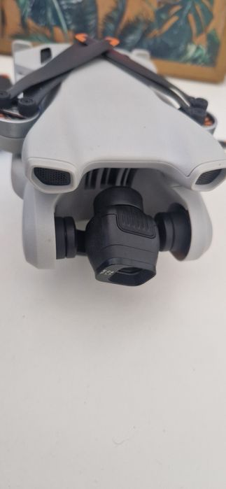 Drone DJI mini 3464443173116334081