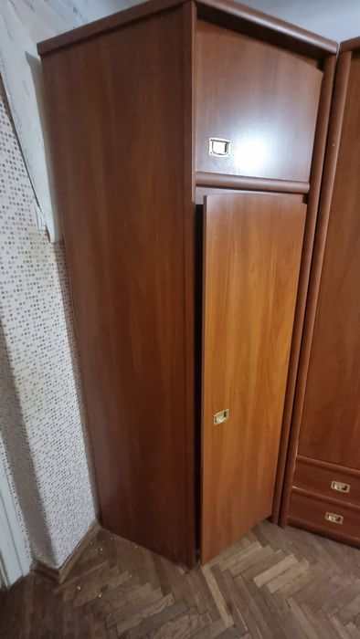 Продам меблі в добрі руки