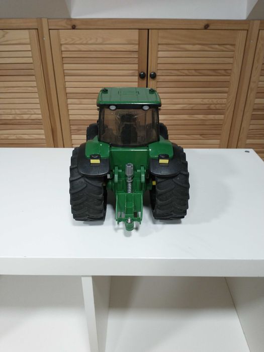 John Deere 7930 traktor / ciągnik Bruder