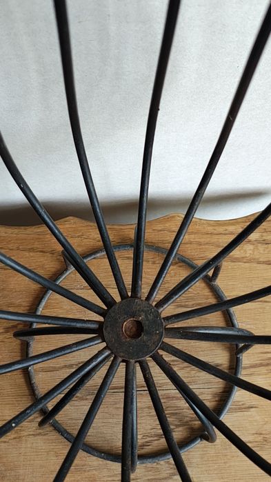 Kwietnik metalowy