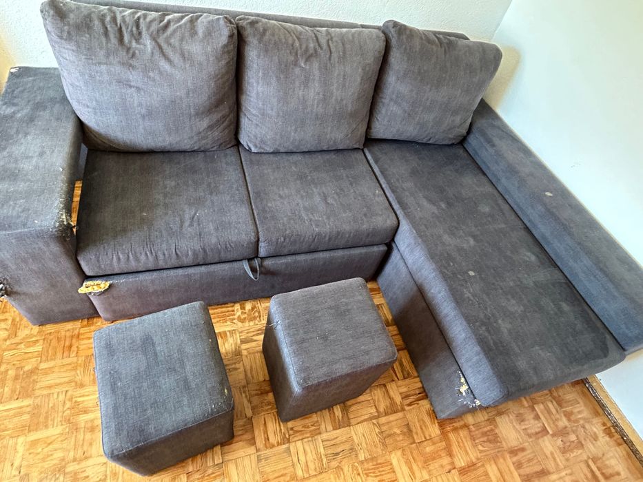 Sofá cama de 3 lugares, com chaise longue e arrumação
