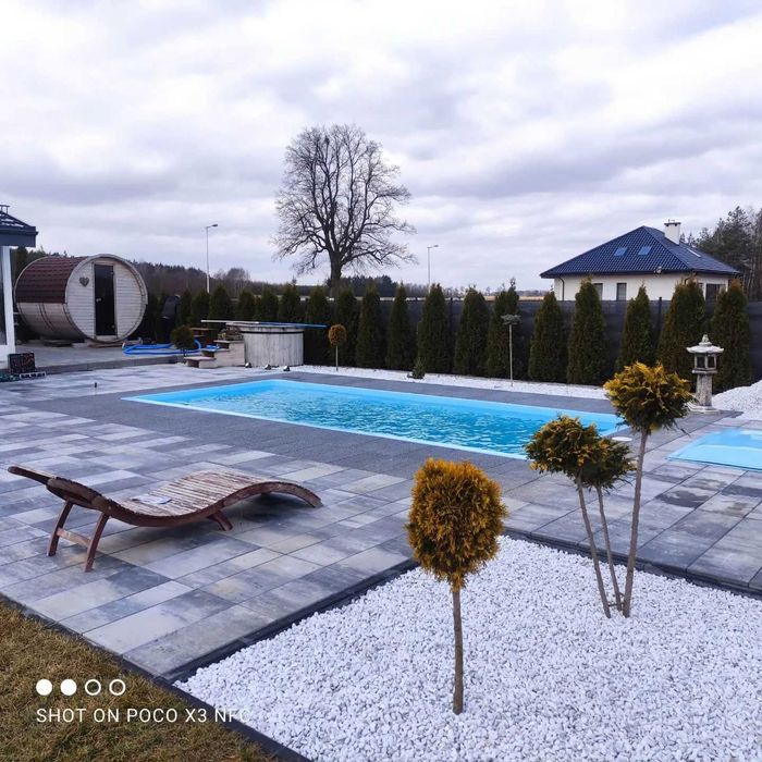 Basen ogrodowy basen poliestrowy oświetlenie LED 8,8 x 3,65 x 1,50